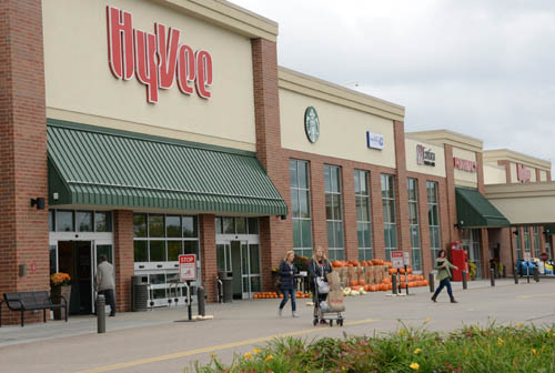 Hyvee is an anchor tenant in the Tartan Crossing development in Oakdale. Livable Communities funds supported redevelopment of a blighted strip mall and creation of nearby senior housing.