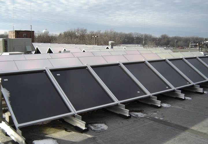 <div class='lb-heading'>City Hall Solar Panels 2</div><div class='lb-text'>The City has a 40,000 open system through Dakota Electric, which is supplementing the City’s utility.  The City initially leases the panels and will own them in the future. </div>